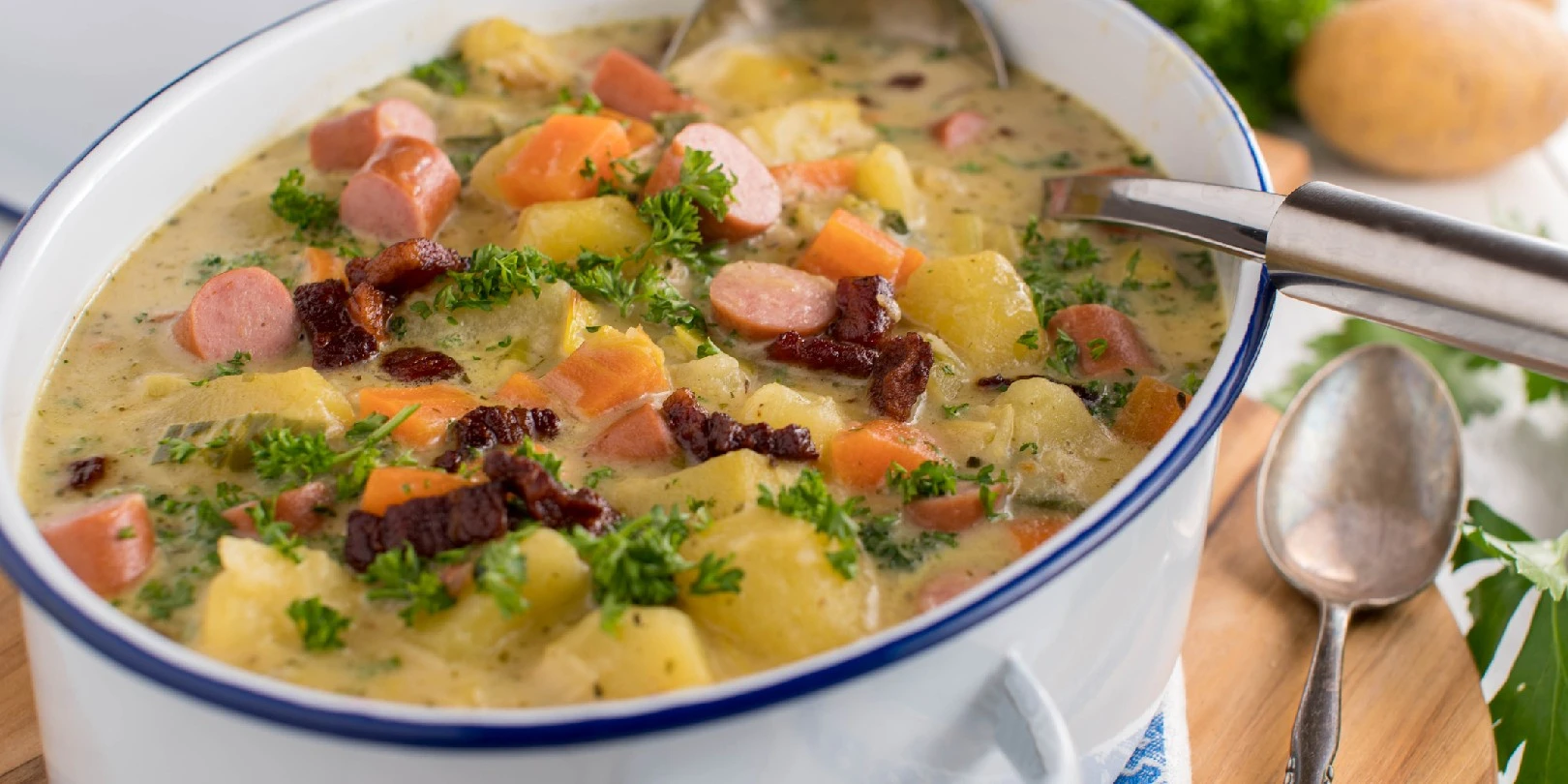 Old-Fashioned Potato Soup