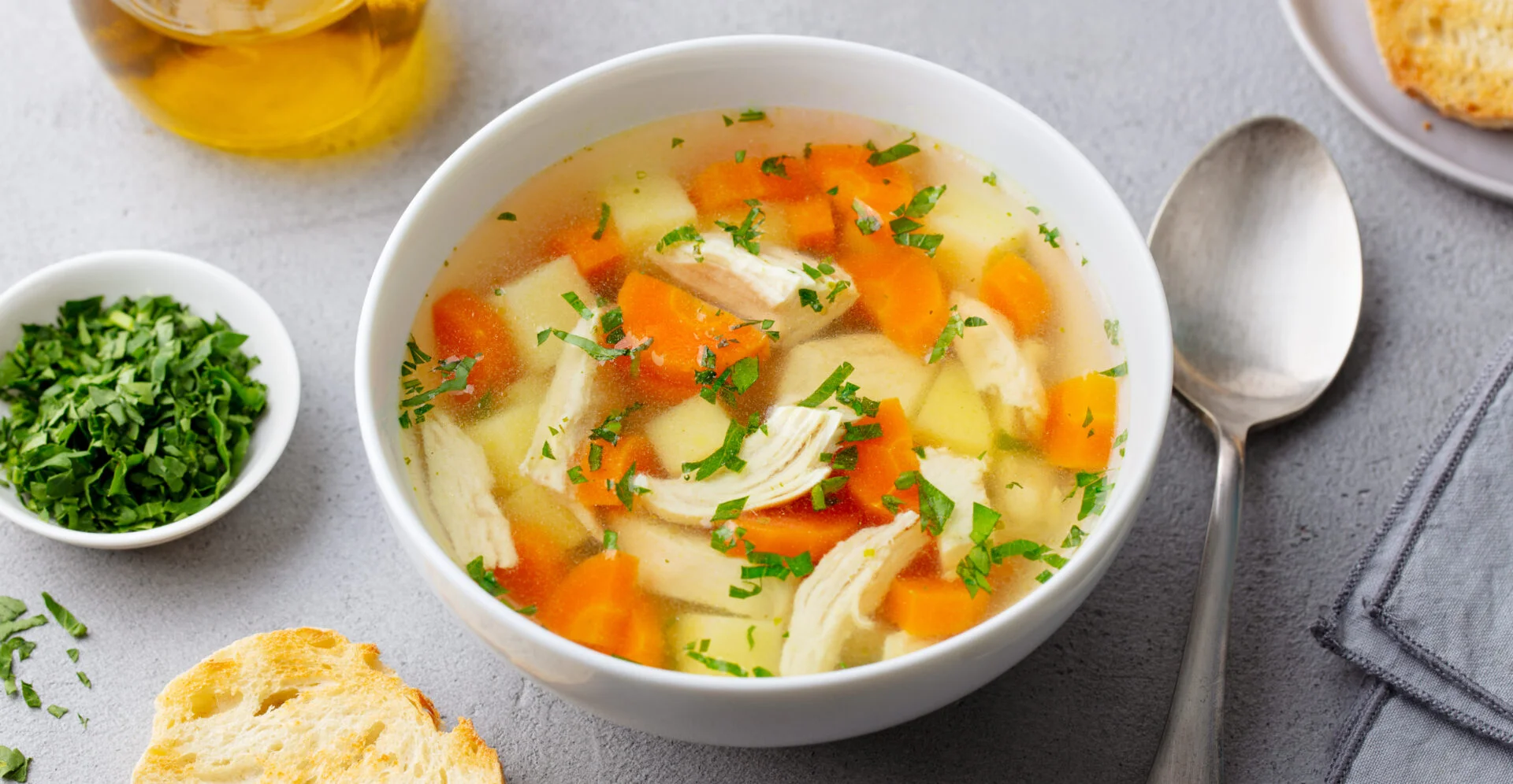 Caldo de Pollo
